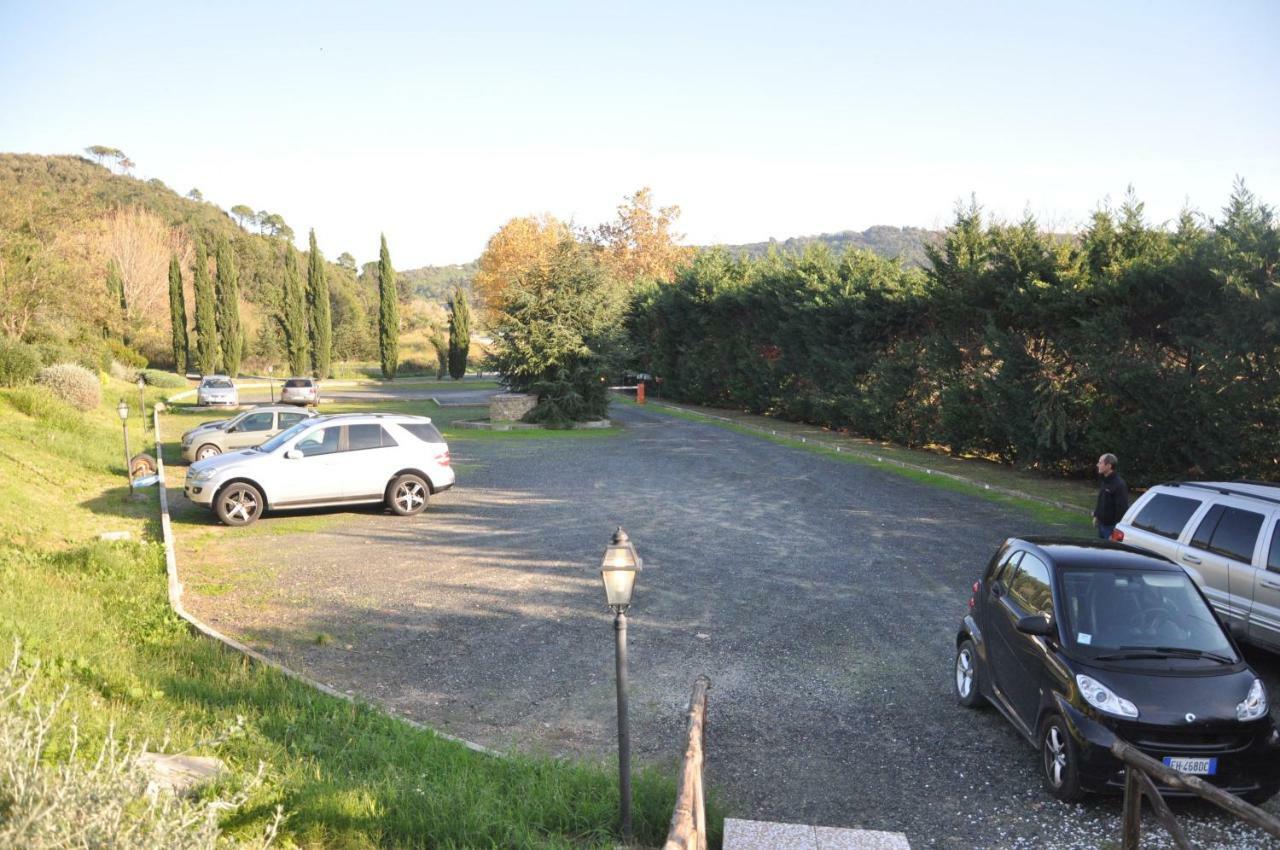 Apartmán Monolocale Con Piscina S.Martino Riparbella Exteriér fotografie